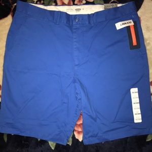 Old Navy Men Shorts. Size 38. Ultimate Slim.